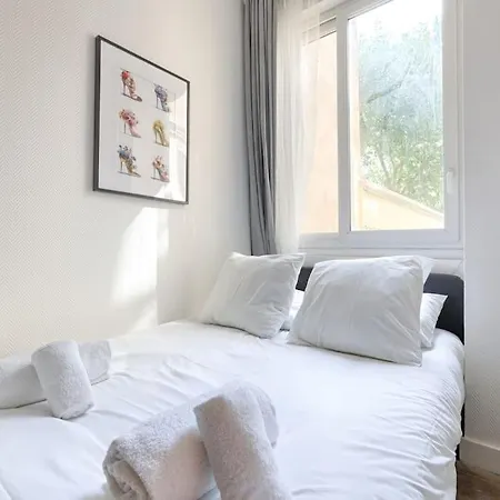 Republique Canal St Martin Charming Appartement